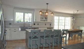 2722 Gingertree Dr, Ashtabula, OH 44004
