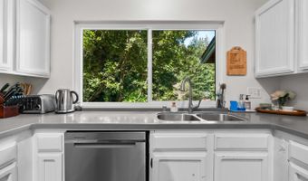 903 Redwood Dr, Aptos, CA 95003