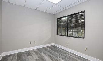 3200 S Reynolds Rd, Bauxite, AR 72011