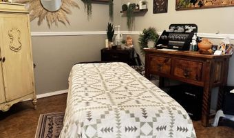 412 W Main St, Artesia, NM 88210
