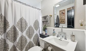 1335 YVONNE St, Apopka, FL 32712