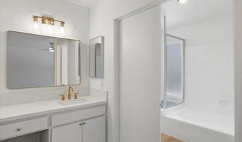 1708 Woodbridge Rd, Escondido, CA 92026