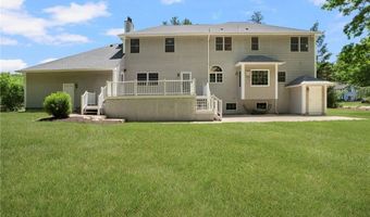 95 River Farm Dr, East Greenwich, RI 02818