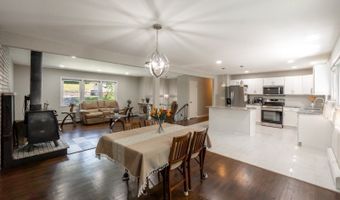 102 Andover Sparta Rd, Andover, NJ 07860
