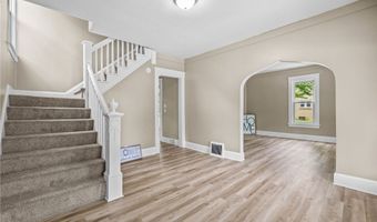 146 W Harrison St, Alliance, OH 44601