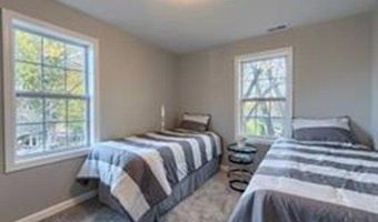 350 South Rd #2, Bedford, MA 01730