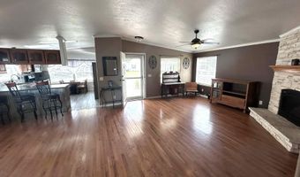 117 W Wapello St, Agency, IA 52530