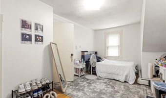 28 Crowell St, Cumberland, RI 02864