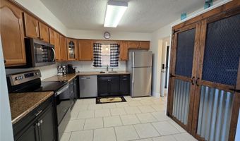 1640 JUNO Trl 101A, Astor, FL 32102