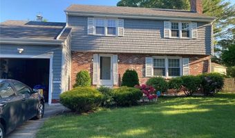 203 Lincoln Ave, Barrington, RI 02806