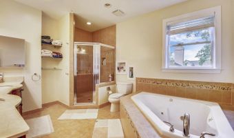 7513 HOLIDAY Ter, Bethesda, MD 20817