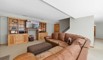 2089 Whispering Oaks Dr NE, Alexandria, MN 56308