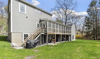 31 Manor Rd, Bolton, MA 01740