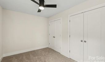 1522 Wembley Dr, Charlotte, NC 28205