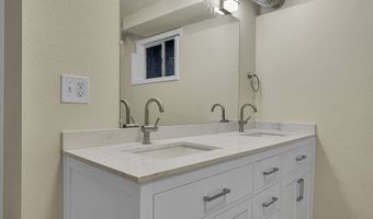 6423 SE HULL Ave, Milwaukie, OR 97267