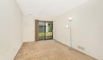 767 Skynob Dr, Ann Arbor, MI 48105