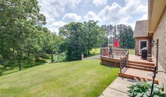 105 Lake Dr, Alton, IL 62002