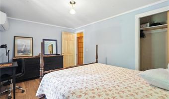 70 Lindley Ave, North Kingstown, RI 02852