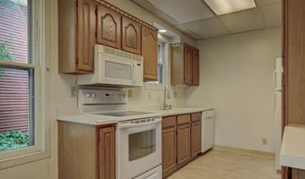 231 E WINNEBAGO St, Appleton, WI 54911
