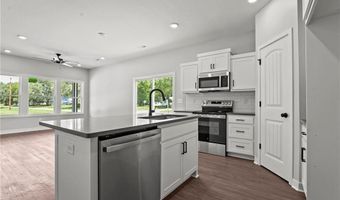 45 E 6th St, Adrian, MO 64720