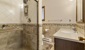 17646 S Ridgewood Dr, Arcadia, MI 49613
