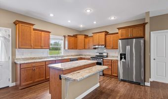 5704 County Road 262, Auxvasse, MO 65231