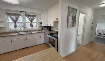 506 5TH St, Armstrong, IA 50514