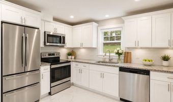 39 Pinehurst, Auburn, MA 01501