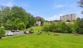 7505 DEMOCRACY Blvd 114, Bethesda, MD 20817