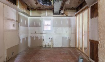 355 N 8th St, Arlington, NE 68002
