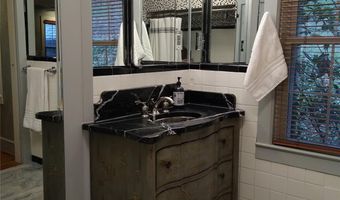 242 Birch Ln, Arden, NC 28704