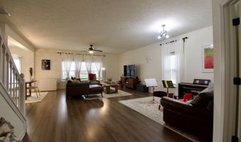 267 Lilly Ln, Batesville, IN 47006