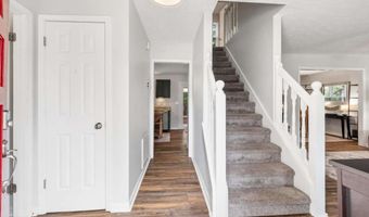 225 Royal Colony Ct, Alpharetta, GA 30022