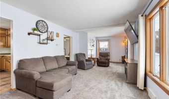 1607 7th St SE, Austin, MN 55912