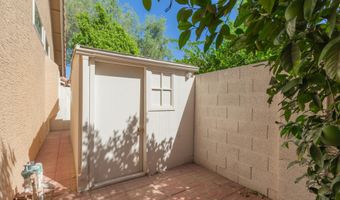 1551 W IRONWOOD Dr, Chandler, AZ 85224