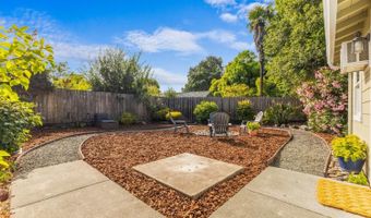 109 Steele Ln, Santa Rosa, CA 95401