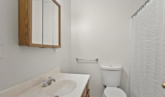 118 W Hawley St, Amboy, IL 61310