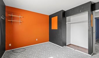 1055 Thomas Dr, Ashland, OH 44805