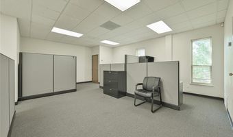 7012 NW 63rd St, Bethany, OK 73008