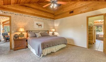 60 Taos Dr, Angel Fire, NM 87710