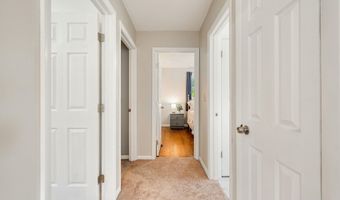 160 Gazo Ave, Burlington, VT 05408