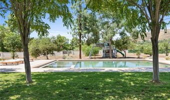35356 Sierra Vista Dr, Agua Dulce, CA 91390