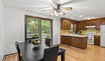 101 Drummer Rd 101, Acton, MA 01720