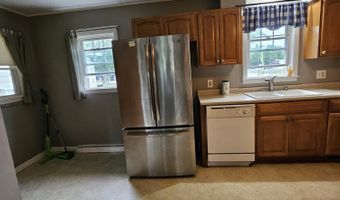 200 Davis Rd, Bangor, ME 04401