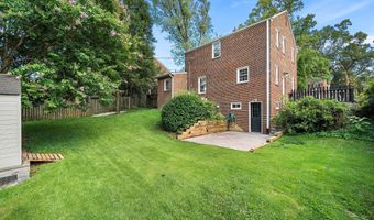 6145 12TH St N, Arlington, VA 22205
