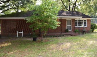 703 Blackmon St N, Bethune, SC 29009