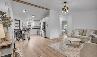 20923 NE FILBERT St, Aurora, OR 97002