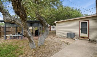 1268 Oak Park Dr, Aransas Pass, TX 78336