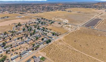 16050 Pawnee Rd, Apple Valley, CA 92307