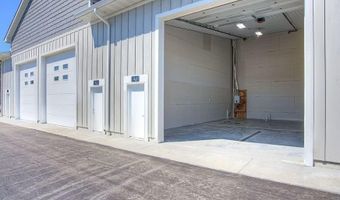5836 Barthel Industrial Dr NE #11, Albertville, MN 55301